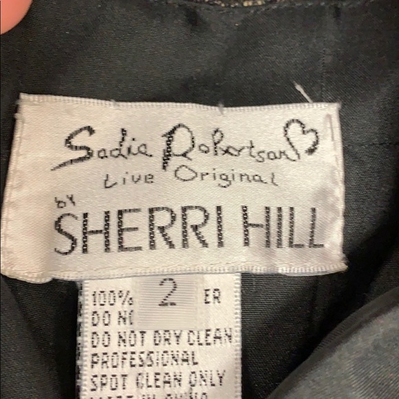 Short black Sherri Hill with lace underlay - Picture 7 of 7